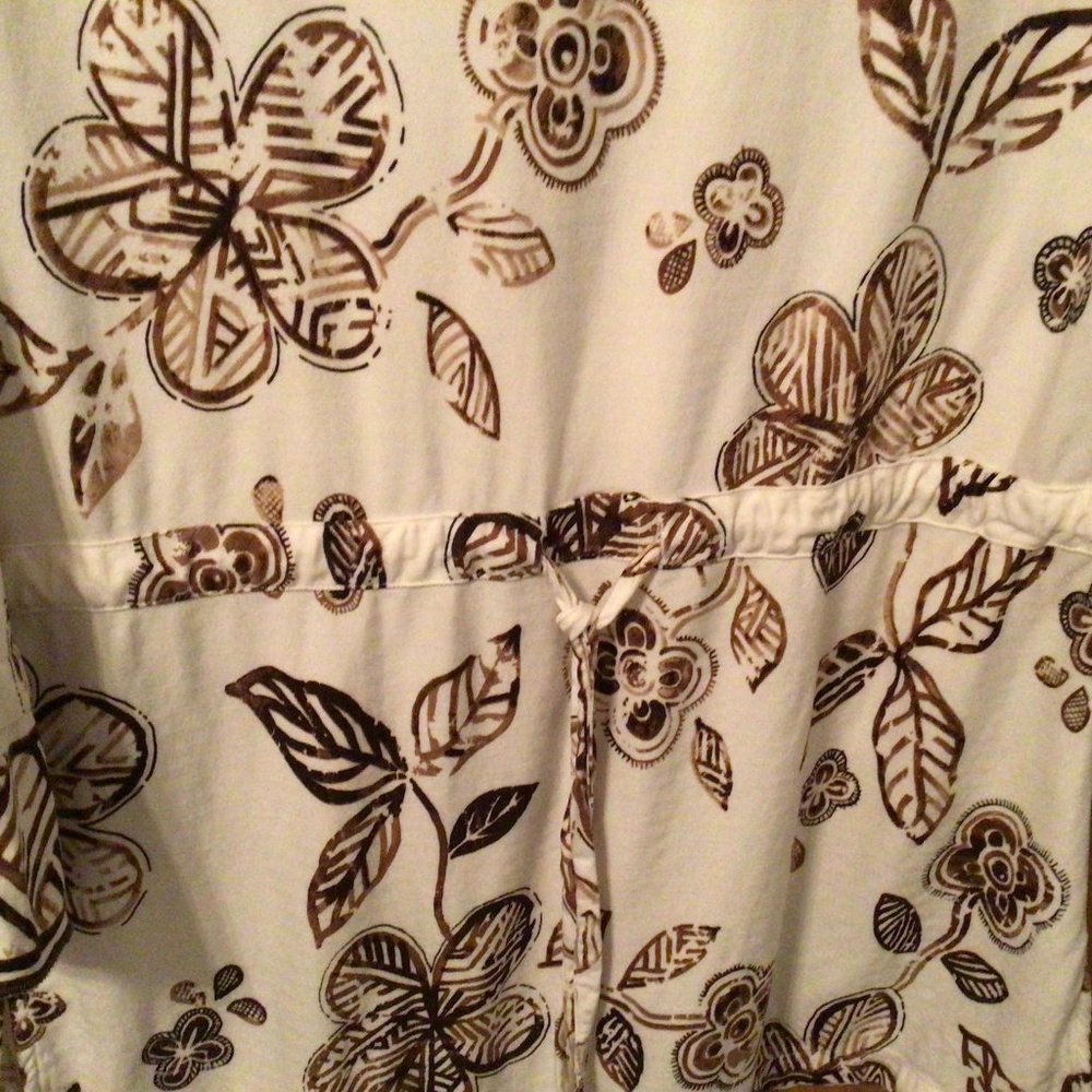 Weekend Clothes Line - Brown and white floral jacket - Picture 3 of 9